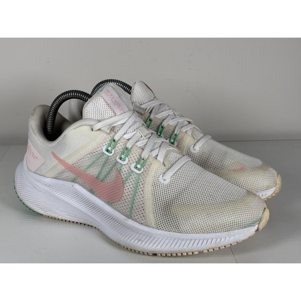 Size 8.5 - Nike Quest 4 White Pink Womens Running Shoes